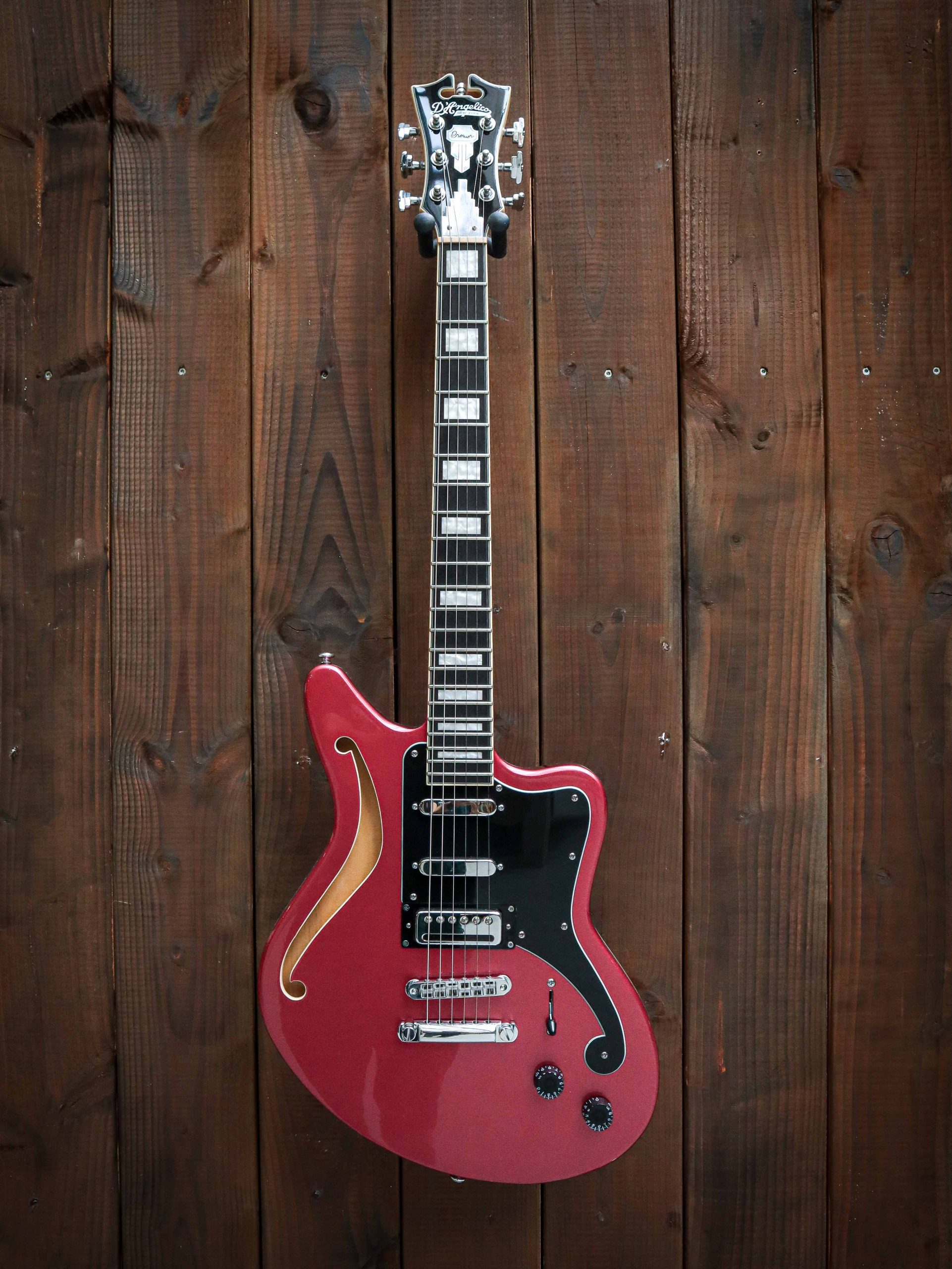 Dangelico Premier Bedford SH Oxblood Pre-Owned - Image 2