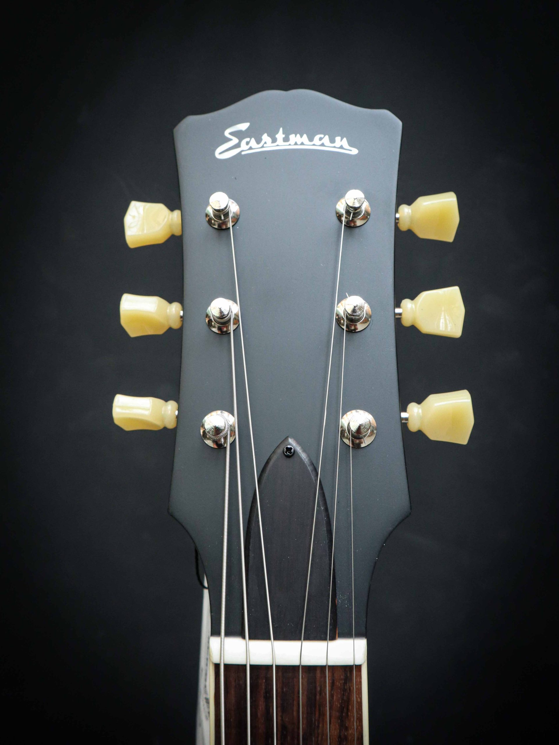 Eastman SB59 Vintage Satin Burgundy Red - Image 9