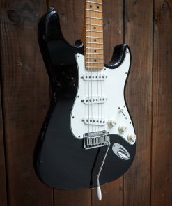 1995 Fender American Standard Stratocaster Pre-Owned - Image 4